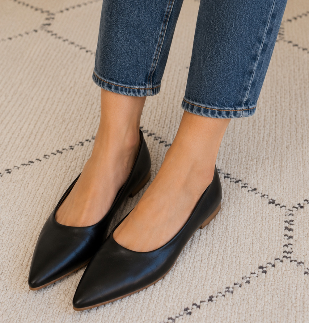Zodiac Hill Black Genuine Leather Pointed Toe Ballet Flats Womens 9.5M